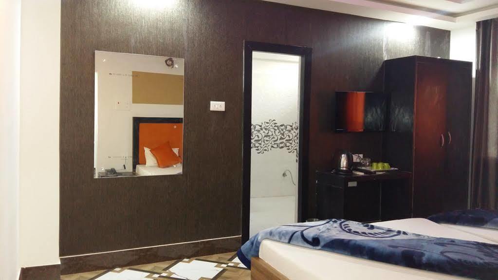 فندق راجكامال دوغار المظهر الخارجي الصورة
